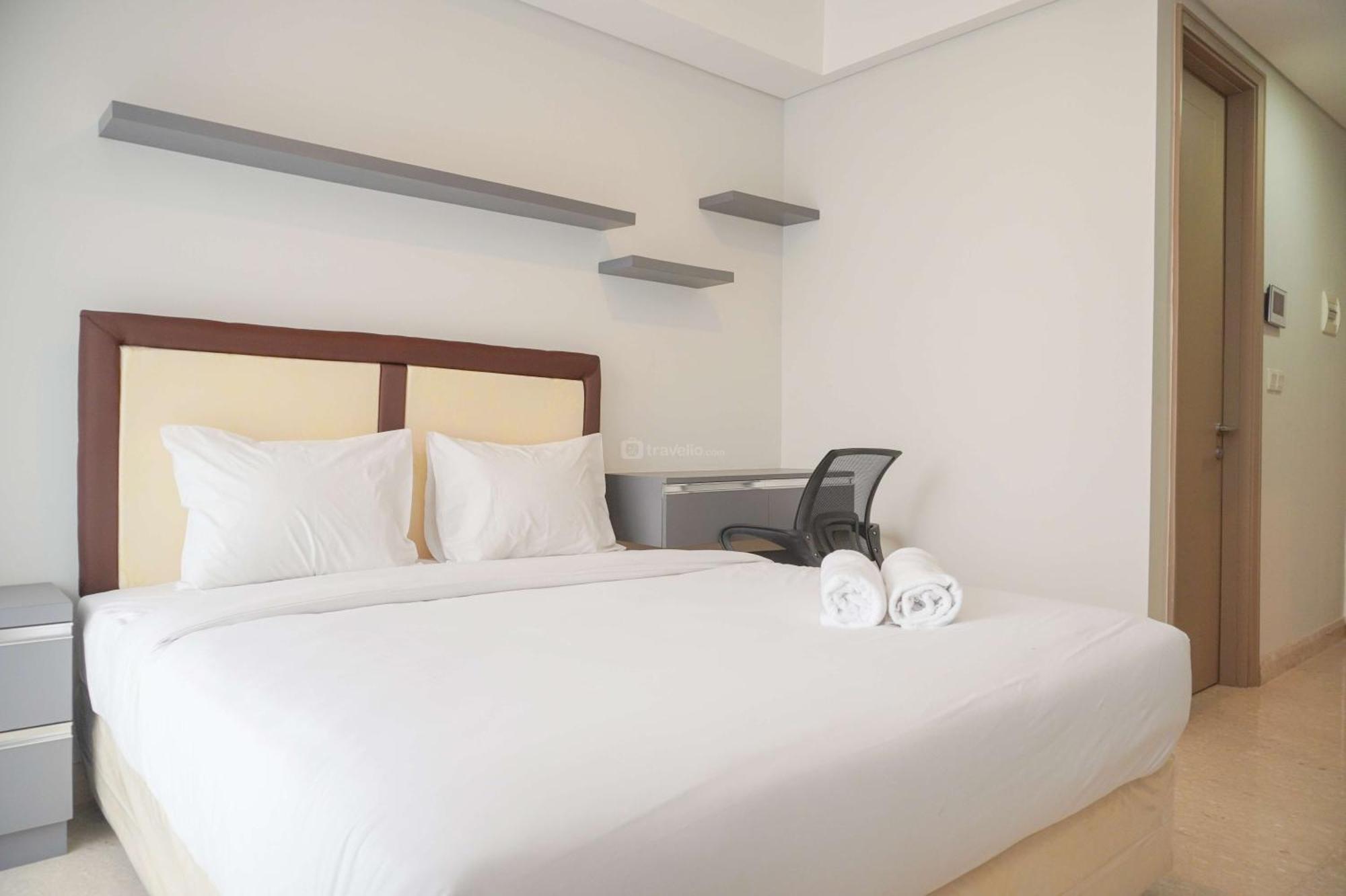 Apartemen Minimalist And At Gold Coast By Travelio *