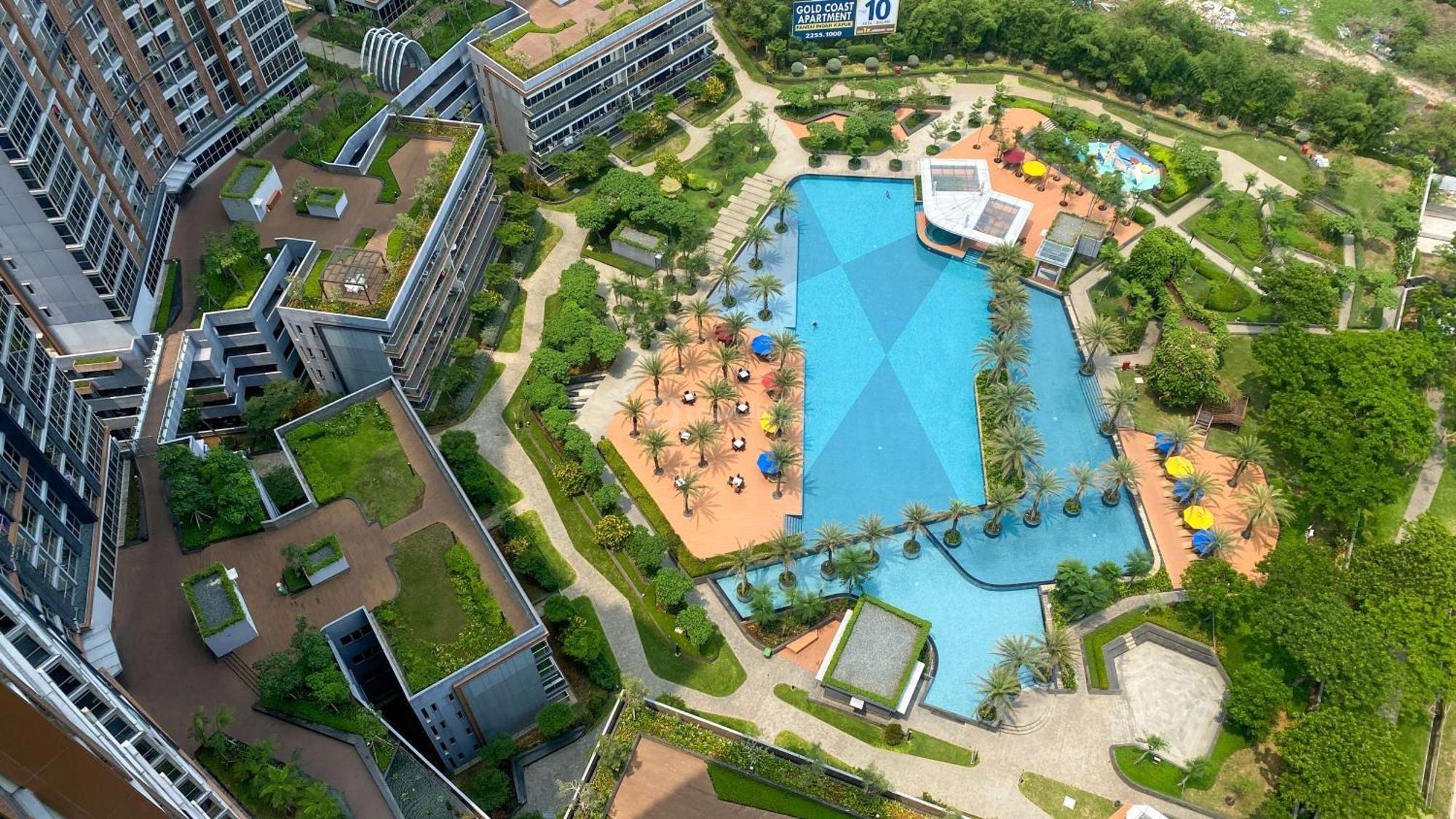 Minimalist And At Gold Coast By Travelio Apartemen Jakarta